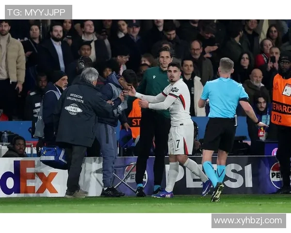 2009年巴萨与切尔西对决裁判争议引发的足球界热议与反思